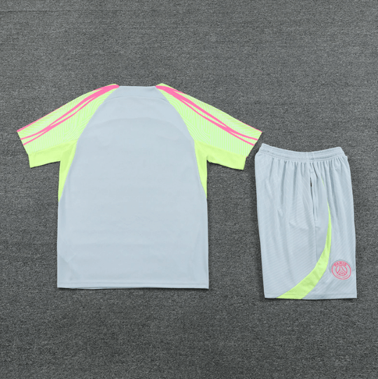 Conjunto de Treino PSG Camisa Cinza + Bermuda Cinza 2023/24