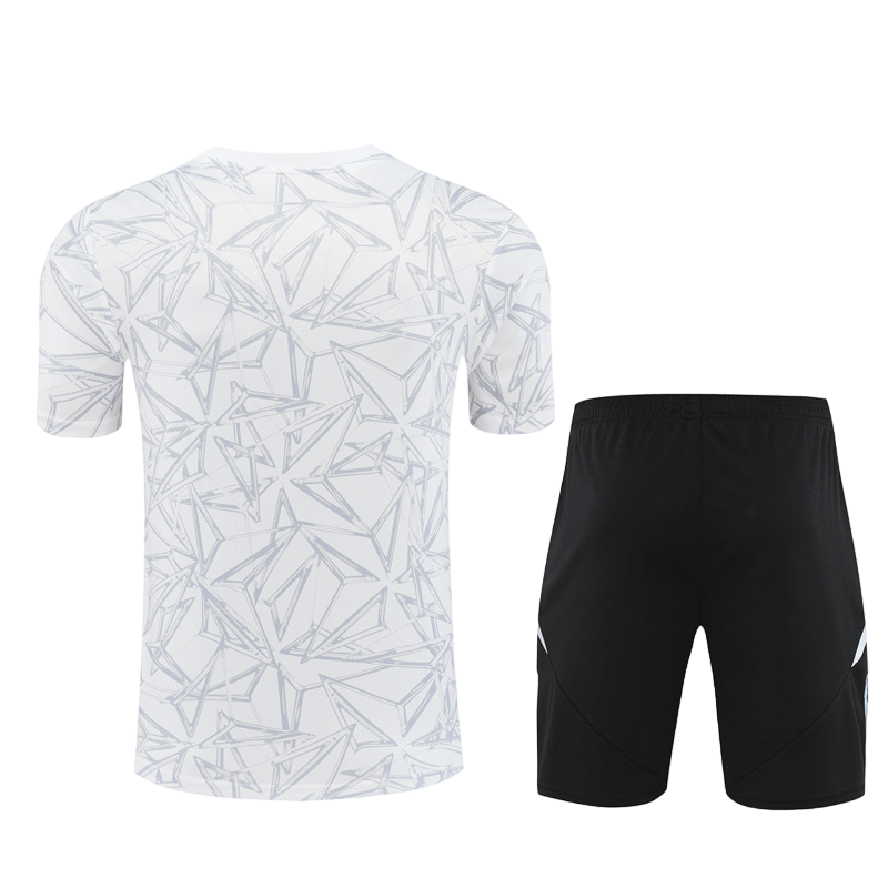 Conjunto Real Madrid Treino Bermuda e Camisa Branca 2024/25