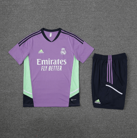 Conjunto Real Madrid Treino Bermuda e Camisa Roxo 2022/23
