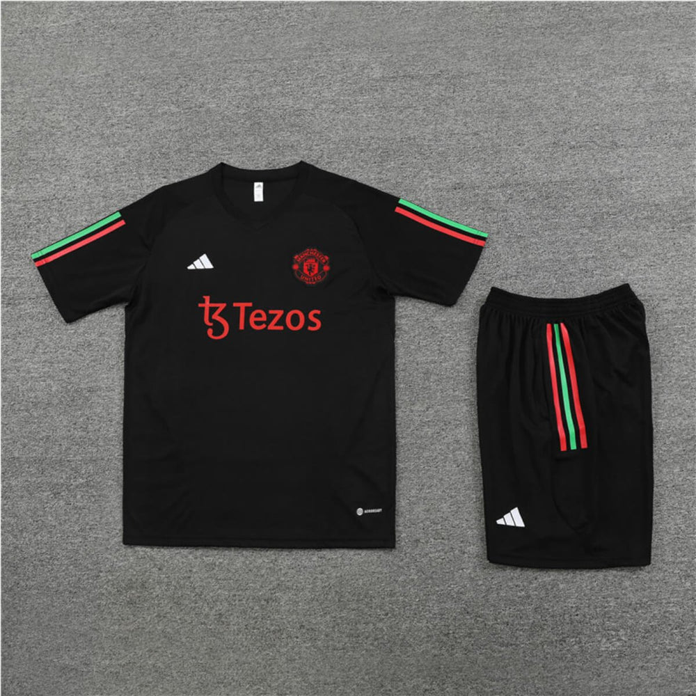 Conjunto Manchester United Treino Camisa e Short Preto 2023/24