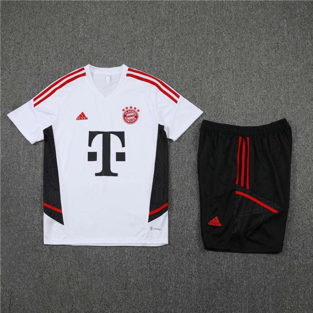 Conjunto Bayern de Munique Treino Camisa e Short Branca 2022/23