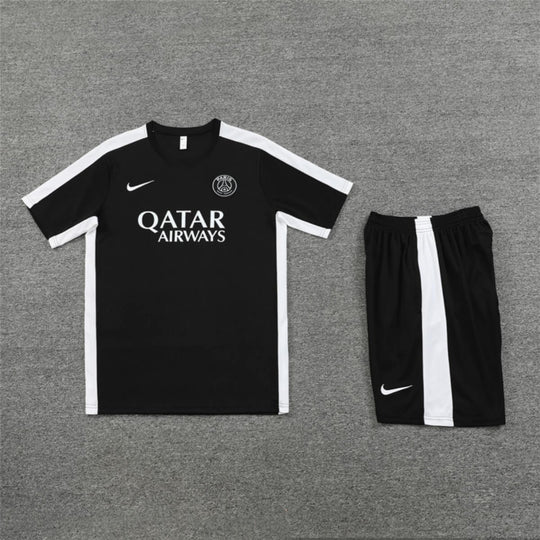 Conjunto PSG Treino Camisa e Short Preta Jordan 2023/24